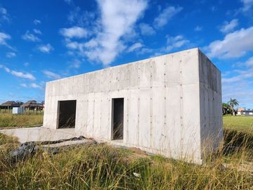 VENTA CASA A TERMINAR EN SOLARES NORTE-OLIVEROS