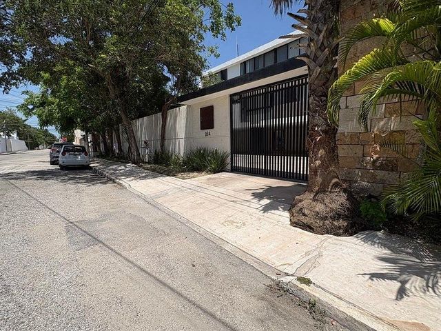 place photo 33