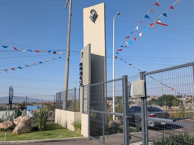 place photo 25