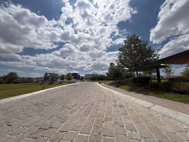 place photo 25