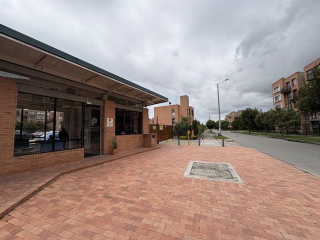 place photo 18