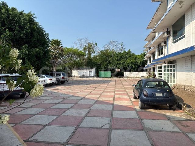 place photo 26