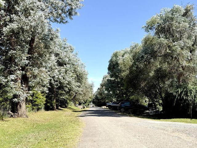 place photo 23