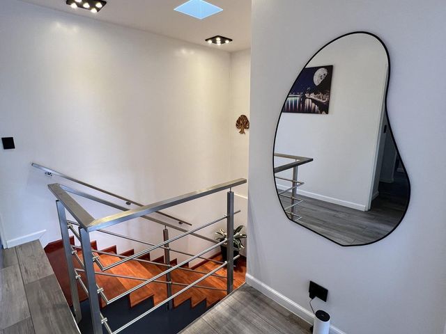 place photo 54