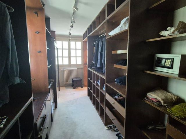 place photo 65