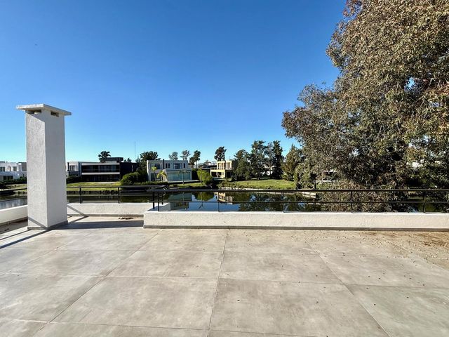 place photo 47
