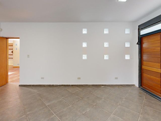 place photo 53