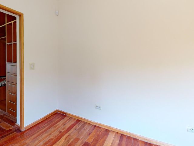 place photo 57