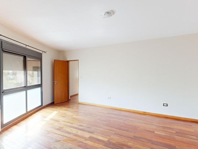 place photo 64