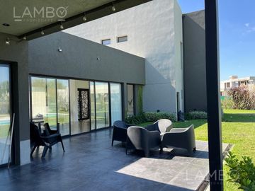 place photo 44
