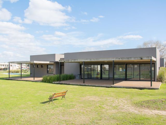 place photo 44