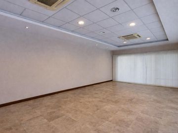 place photo 54