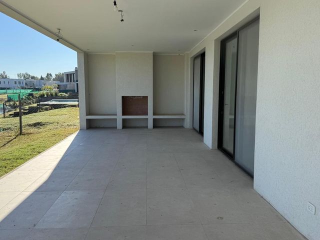 place photo 55