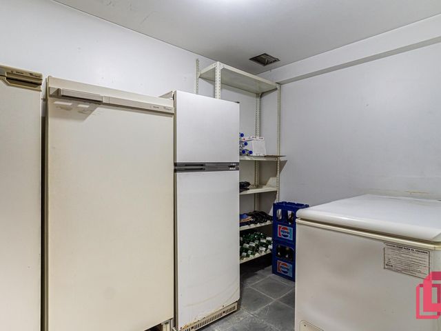 place photo 48
