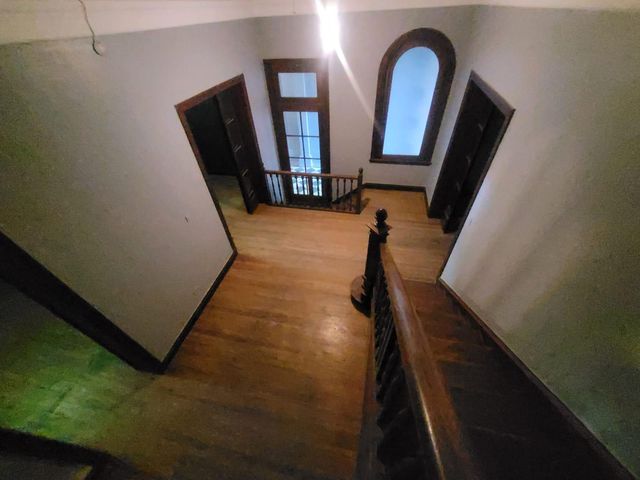 place photo 24