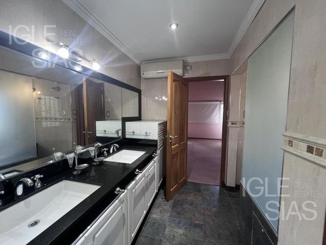 place photo 56