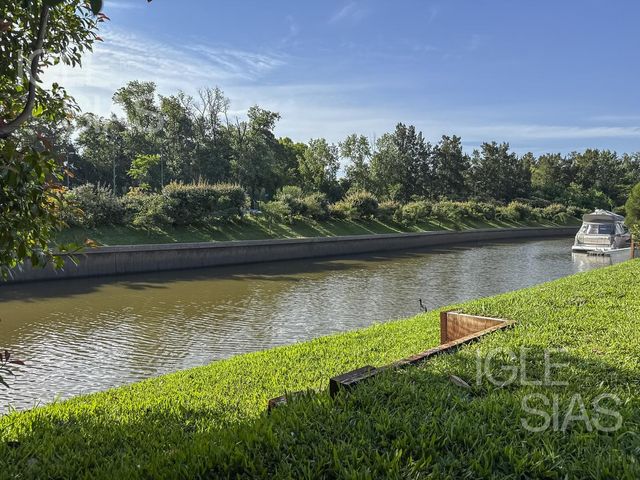 place photo 77