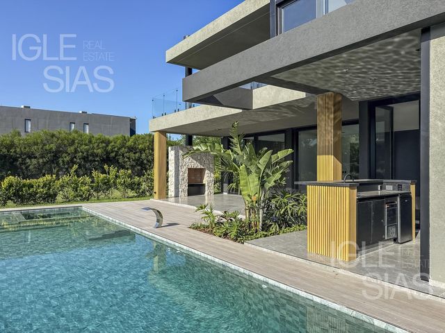 place photo 79