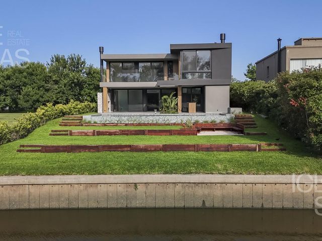 place photo 93