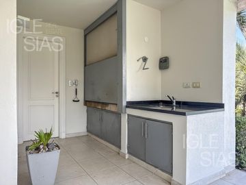 place photo 82