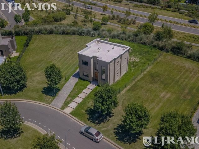 place photo 49
