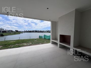 place photo 38