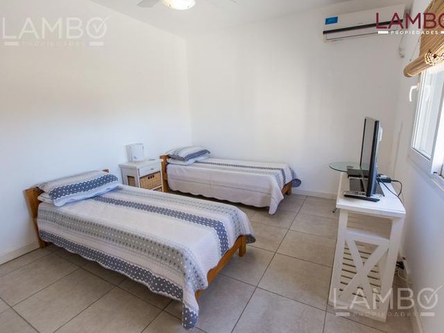 place photo 47
