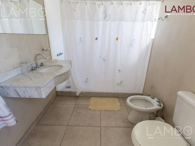 place photo 48