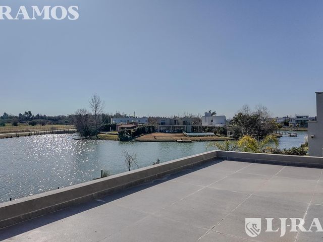 place photo 48