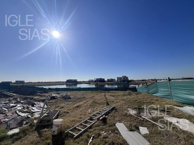 place photo 52