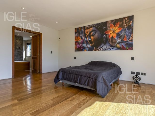 place photo 48