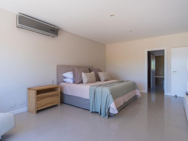 place photo 53