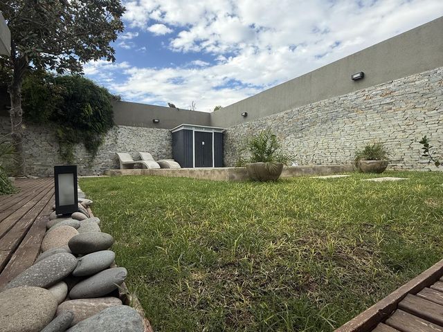place photo 48