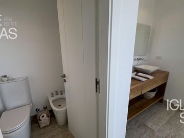 place photo 58