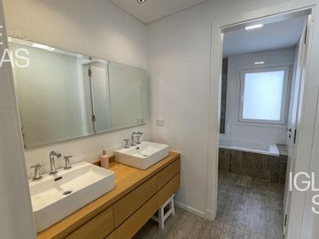 place photo 49