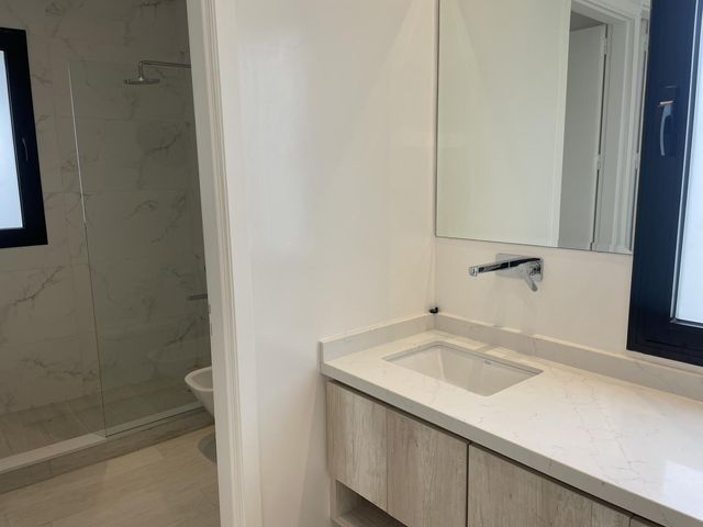 place photo 51
