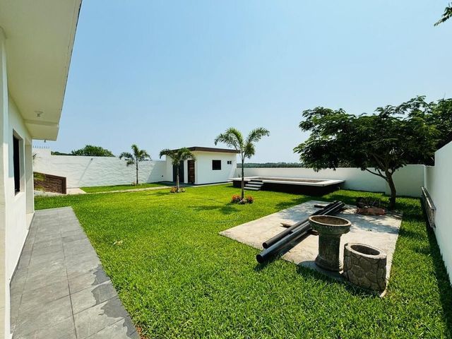 place photo 15