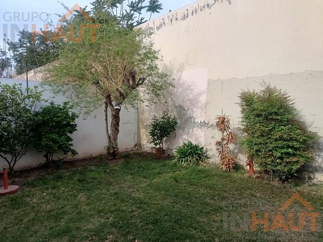 place photo 49