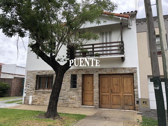 Casa - Banfield Oeste