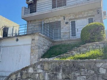 Casa en alquiler en Quilmes Residencial