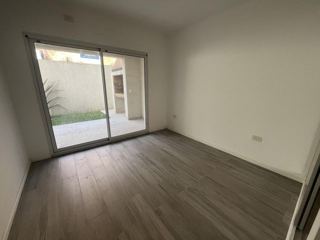 place photo 60