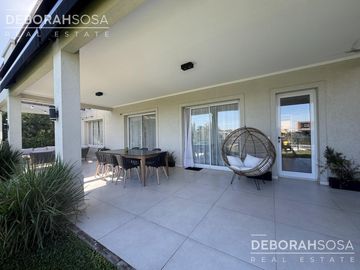 place photo 40