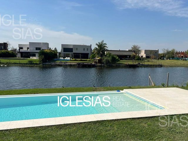 place photo 30