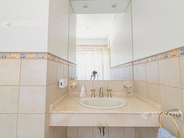 place photo 56