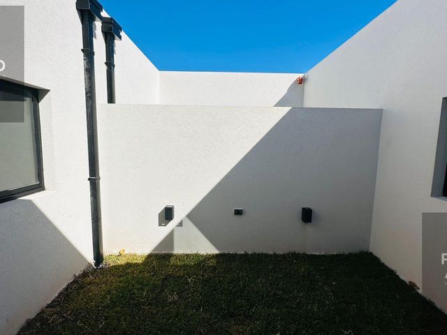 place photo 55