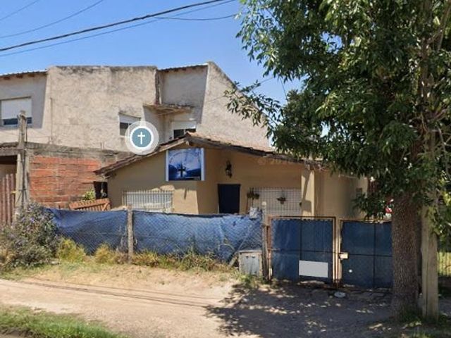 Casa A LA VENTA EN BARRIO LAMBERTUCCI