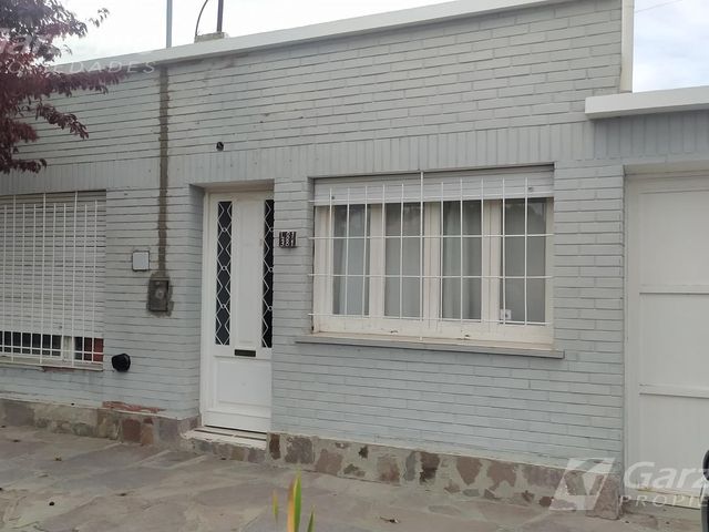 Casa cemicentrica