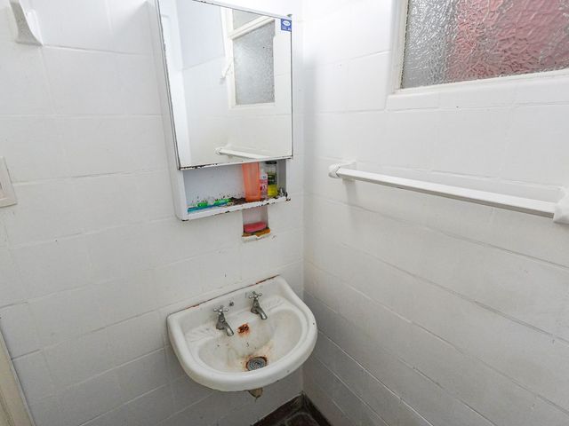 place photo 54