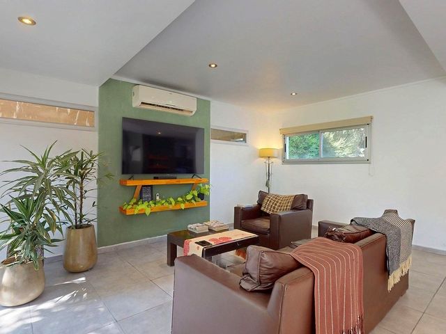 place photo 36