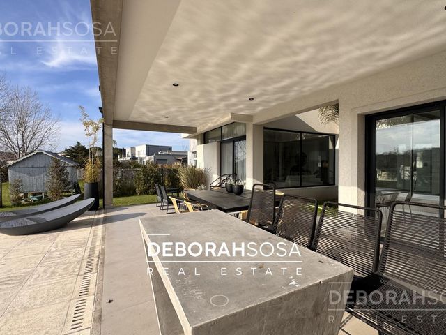 place photo 37